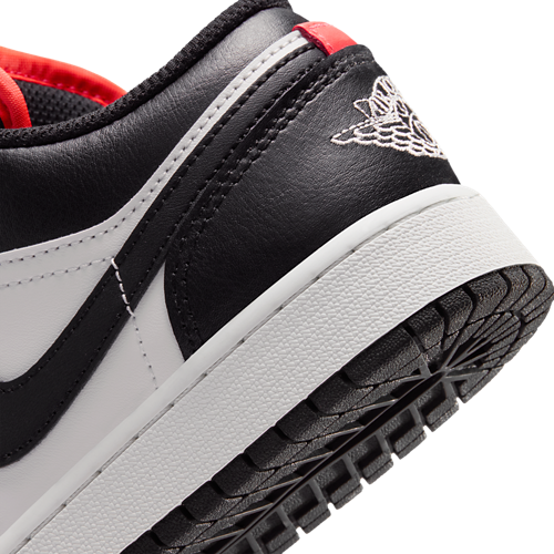 Boys' Grade School AJ 1 Low Summit White/Black/Black - View 8