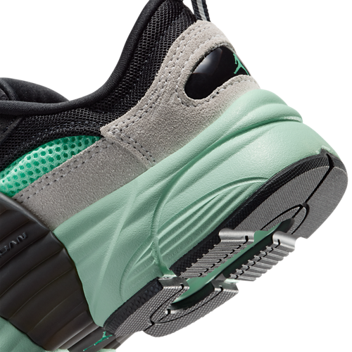 Girls' Grade School Trunner Jade Aura/Black/Neutral Grey - View 8