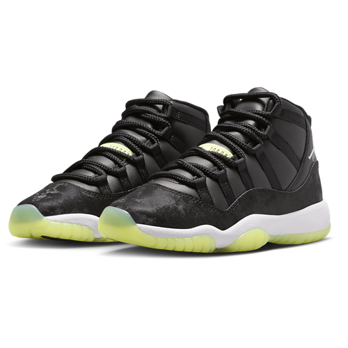 Boys' Grade School Retro 11 SS Black/Dark Raisin/Volt - View 6