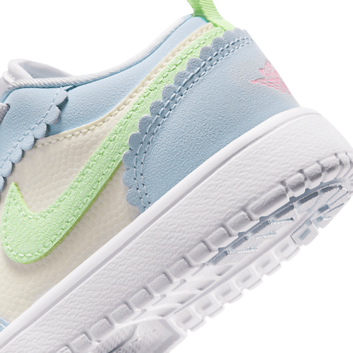 Girls' Preschool AJ 1 Low ALT SE Fem Vapor Green/Half Blue/Sail - View 8