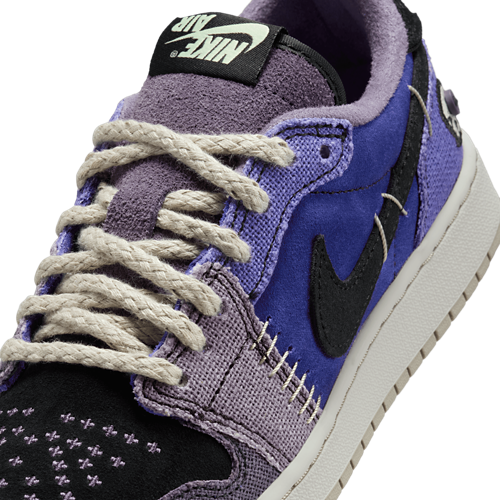 Boys' Grade School Retro 1 Low Black/Regency Purple/Vapor Green - View 7