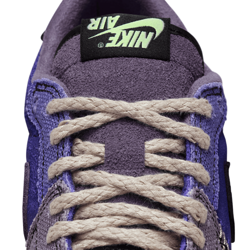 Boys' Grade School Retro 1 Low Black/Regency Purple/Vapor Green - View 9