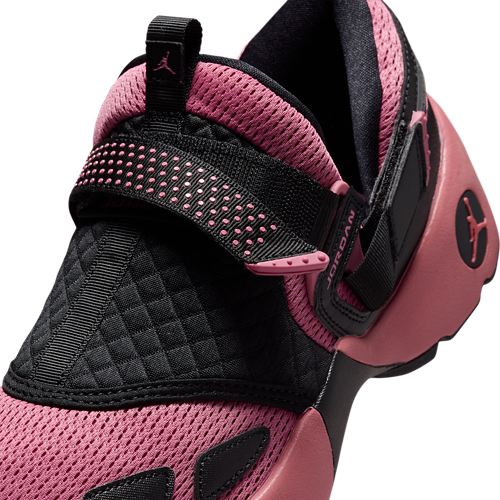 Trunner LX Black/Desert Berry/Reflective Silver - View 6