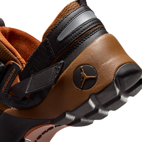 Trunner LX Lt British Tan/Desert Orange/Reflective Silver - View 7