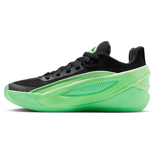 Boys' Grade School Luka 5 Low Black/Red/Green - View 2