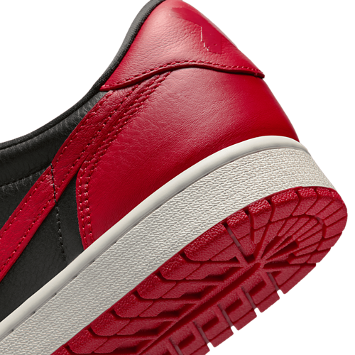 Men's AJ 1 Retro Low OG 2 Black/Black/Varsity Red - View 8