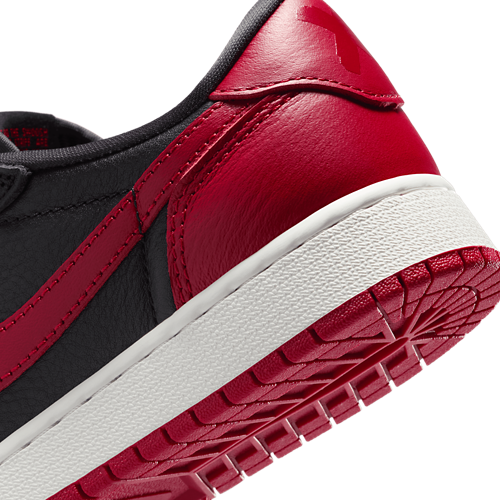 Boys' Grade School AJ 1 Retro Low OG Black/Red/White - View 8